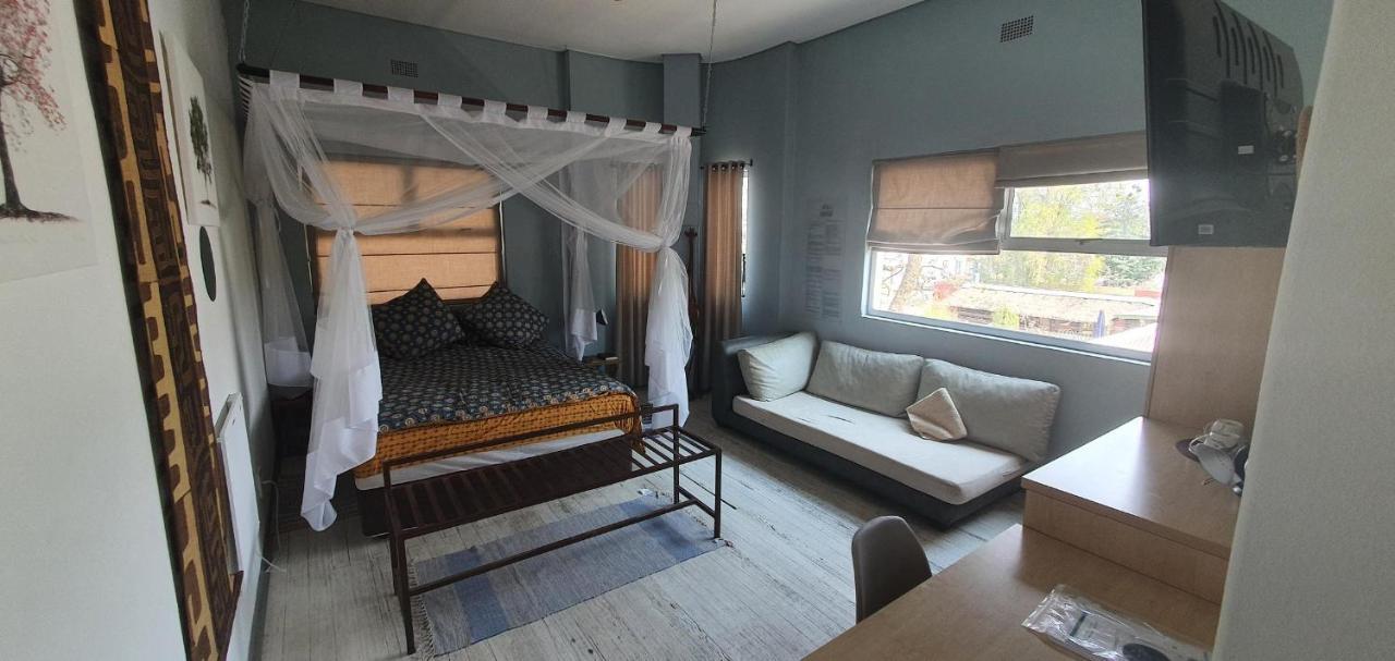 Vondelhof Guesthouse Windhoek Kültér fotó